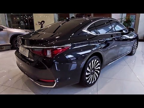 The 2023 Lexus ES is getting NEW Tech & Improve comfort