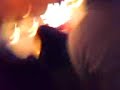 t�nty snubbe spelar d�lig musik