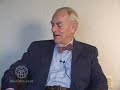 Sid Lezak relates some of his early childhood experiences in Chicago that he believes may have lended to his interest in accommodating others, negotiating, and 'getting along'.