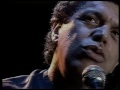 ''Chove chuva'' / ''Besame mucho'', por Wando