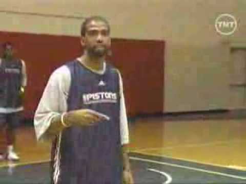 VIDEO: Rip Hamilton – off-ball movement basics