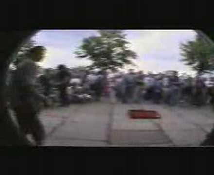 Streetmusic 1995 at Reichstag Berlin ...