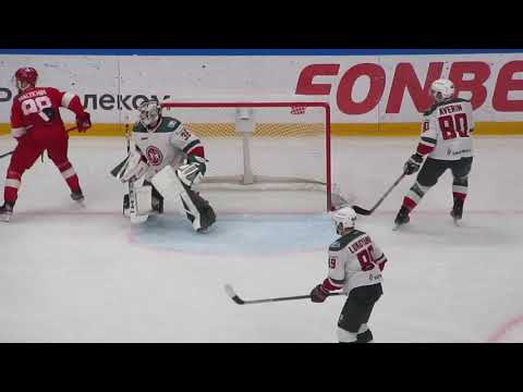 Adam Reideborn in action during the Spartak - AkBars hockey game 21/02/20