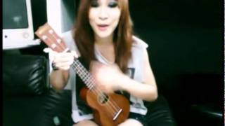น่ารักมากกก สาวน้อยเสียงหวานกะ Ukulele คู่ใจ