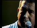 v�deo de amado batista cantando 
uma linda musica  nossa casinha gravado
1982 foi um sucesso t�o grande que chegou 
ate ser tema de uma novela os ricos tamb�m
chora