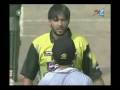 videos de Cricket fights hillarious (in hindi)