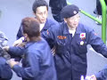 「アジア連帯講座」（過激派）の「紀元節反対集会＆デモ行進！」に、迷彩服＆菜っ葉服のウヨクが突撃か！？と思ったら、機動隊に阻止されていた。おまえら本気だしてないだろ。「サヨクは北朝鮮、中国に出て行け！」とか怒鳴っていたけれど、こいつらの迷彩服のパターン、支那と同じ（笑）。もうちょっと勉強しろと言いたい。