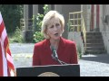 Acting Governor Guadagno Signs Development Fee Moratorium Bill to Spur Job Creation