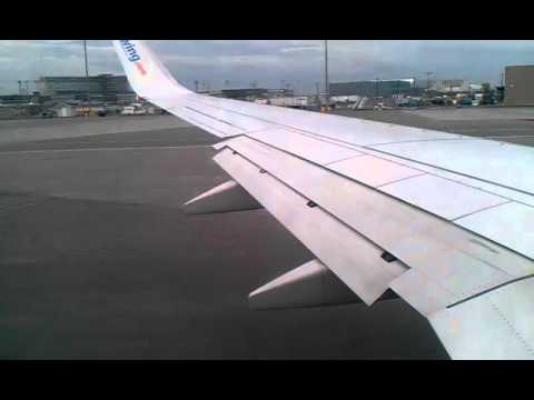 Sunwing - Boeing 737-800, Taxiing and take off from montreal ( yul ) to holguin ( hog ) !!! enjoy.
