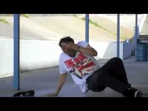 Skater hit in the head by his own board Thumbnail of Video