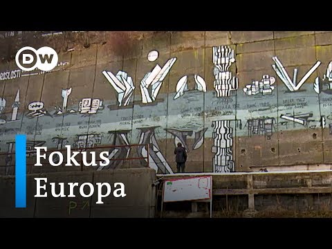 Bosnien: Graffiti von Knstlern aus Sarajewo gegen  ...