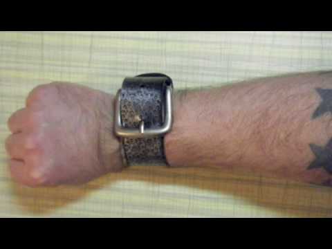 how to make a new hole in a belt