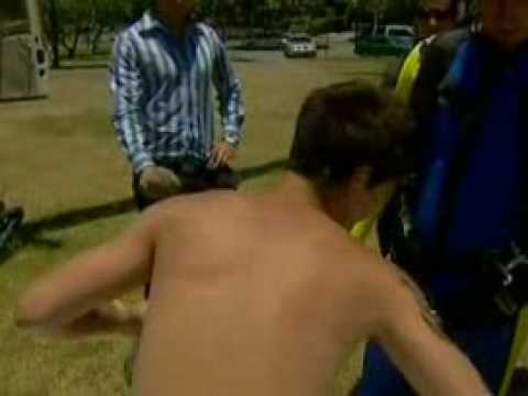Fisherman cuts off Shark's head to save mate! Video