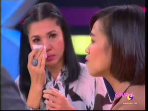 VIP - วีไอพี 4/5 http://www.youtube.com/watch?v=GJR-mTnpHBQ ร่วมเป็นแฟนเพจ กับ CiNNtv3 ที่ facebook.com/cinntv3.fans วีไอพี : เบส-อรพิมพ์ รักษาผล...