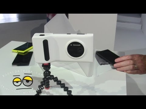 how to grip camera