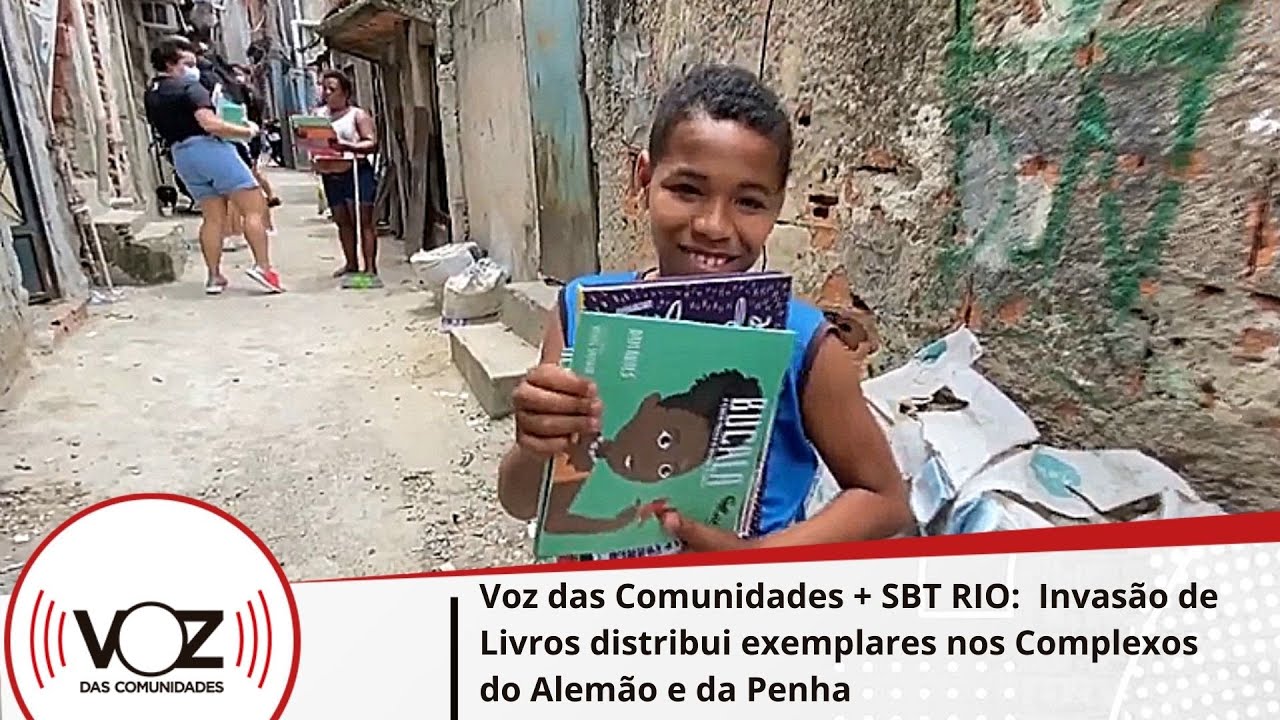 Voz das Comunidades + SBT RIO:  Invasão de Livros distribui exemplares no Alemão e Penha