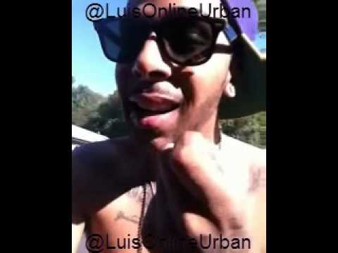 Young Hollywood  -  Freestyle (Tiraera Pa  Cosculluela) (Live)
		
