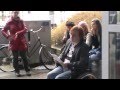 Suicide is Waiting Een lange lijst van mensen 3