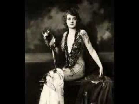 Mae Murray