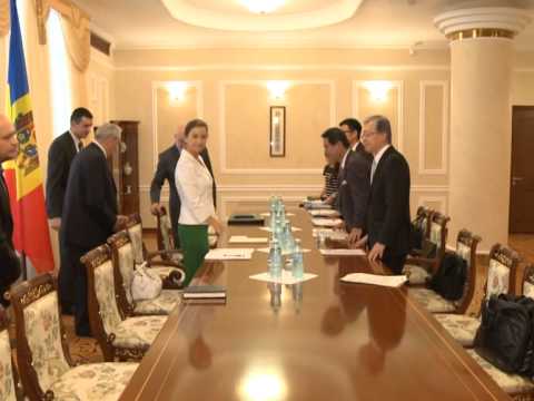 President Nicolae Timofti meets Japanese official
