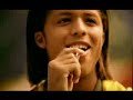 Giovanni dos santos en su primer comercial en TV Giovanni dos santos en su primer comercial en TV