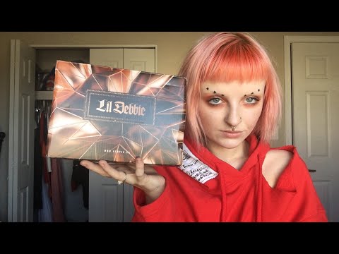 Hemper Unboxing | December | Lil Debbie’s Box