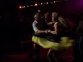 Her danser Ole Kristian og Torill i full fart etter musikken til Ingemars