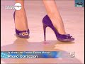 Barbara D'Urso mostra i piedi con smalto e tacchi alti! s