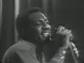 *part two of two

the legendary 'big o' in concert...

1. (i can't get no) satisfaction
2. try a little tenderness

rhythm, horns and organ provided by 'booker t & the mgs' together with the stax house band 'the mar-keys'