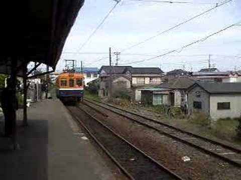 銚子電鉄　外川駅に到着する1002号