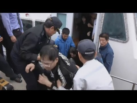 Two dead as ferry sinks off South Korea