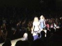 su http://styleandfashion.blogosfere.it abbiamo seguito la sfilata di seduzioni diamonds by valeria marini che ha presentato a milano moda donna la collezione primavera - estate 2009. video di caterina di iorgi