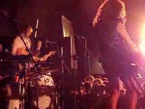 Of Montreal cover Os Mutantes' "Bat ...