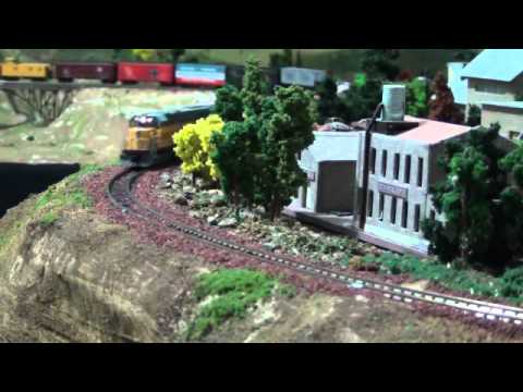 how to make n gauge hedges