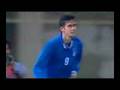 Cristiano Lucarelli shows Che Shirt