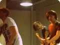 videos de You me at six-HMV Mancester- save it for the bedroom 2
