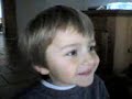 lucas découvre l'appareil photo