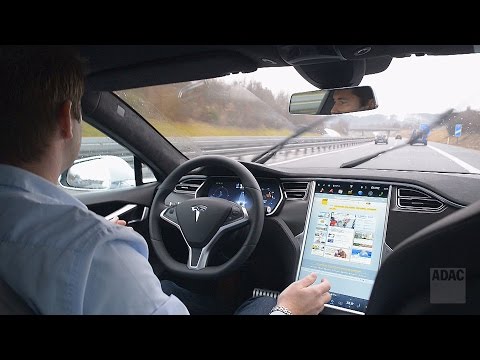 Autonomes Fahren: Test - Autonomes Fahren mit Tesla