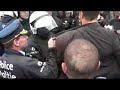 la repression d'une manifestation d'�lus europ�ens � bruxelle.

reportage d'altermedia � bruxelles et dans une prison de bruxelles :on y voit plusieurs d�put�s, dont car lang, qui entrent en cellule. 


