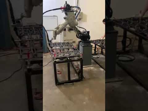 robot hàn panasonic 
