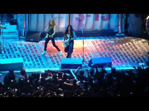 Iron Maiden suspendió concierto en Brasil tras caída de reja de seguridad