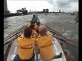 Deventer sloeproeiers tijdens Maasrace Rotterdam