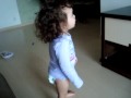 Manuela dançando Hi 5