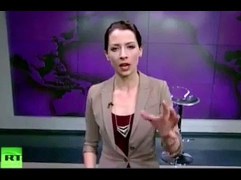 RT - An anchor for the English language network RT — a Kremlin-controlled news outlet whose coverage on the crisis in Ukraine has been, er, selective — went off-...