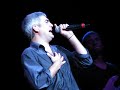 Taylor Hicks performs 
