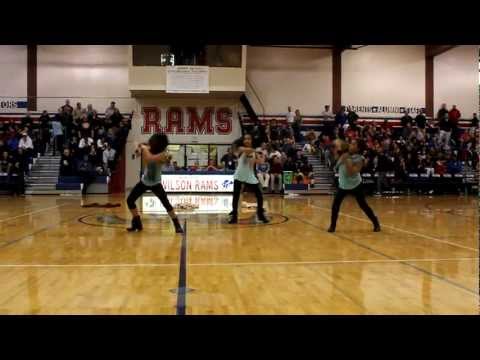 bosses - Kids Hip Hop Dance Team.