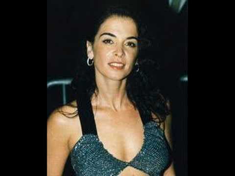 Annabella Sciorra