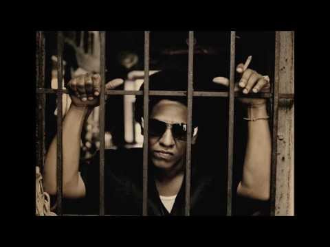 Plomo ft. Julio Voltio Tego Calderon