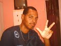 Depois de tiEu juro nunca mais me apaixoneiNinguém me faz feliz como você me fezOlha pra mimUm sonhadorSem rumo,sem carinho Sem amor, amor, amor, amorEu te perdi De vista mas te achei nesse paísPeguei carona com o beija-florNo céu voei em pazTe amei demaisNo espaço, no universo Flutuei, voei, voei, voeiPor você vivo nas nuvensNuvens feitas de algodãoPor você cruzei o mundo Fiz de tudo pra chamar sua atençãoSem amor não vale a penaÉ só seu meu coraçãoTá escrito nas estrelas O destino me pousou em suas mãos