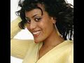 amel-bent-feat-diams-a-20-ans-le-clip.html